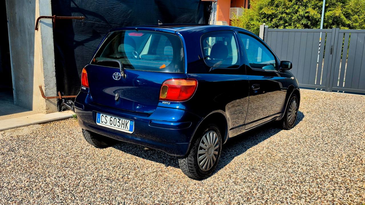 Toyota Yaris 1.0i 16V cat 3 porte Sol