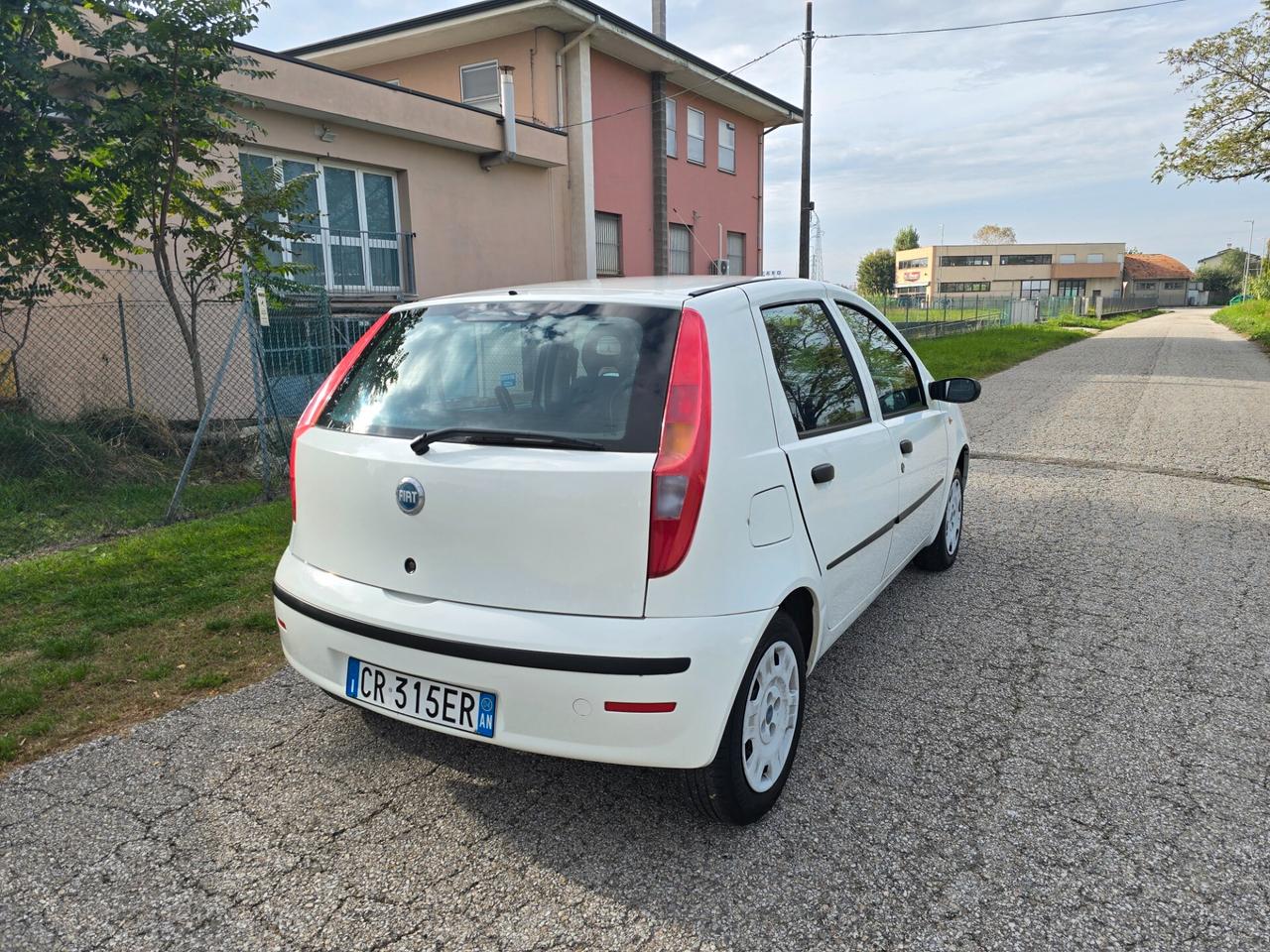 FIAT PUNTO 1.2 BENZINA- GARANZIA- NEOPATENTATI