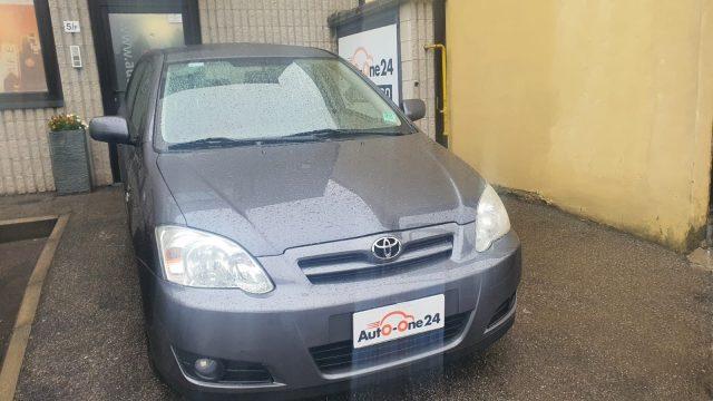 TOYOTA Corolla 2.0 tdi D-4D 5 porte Sol AUTOMATICA