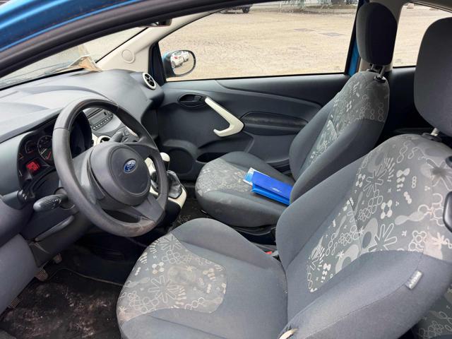 FORD Ka 1.2 8V 69CV Titanium senza nessun lavoro da fare