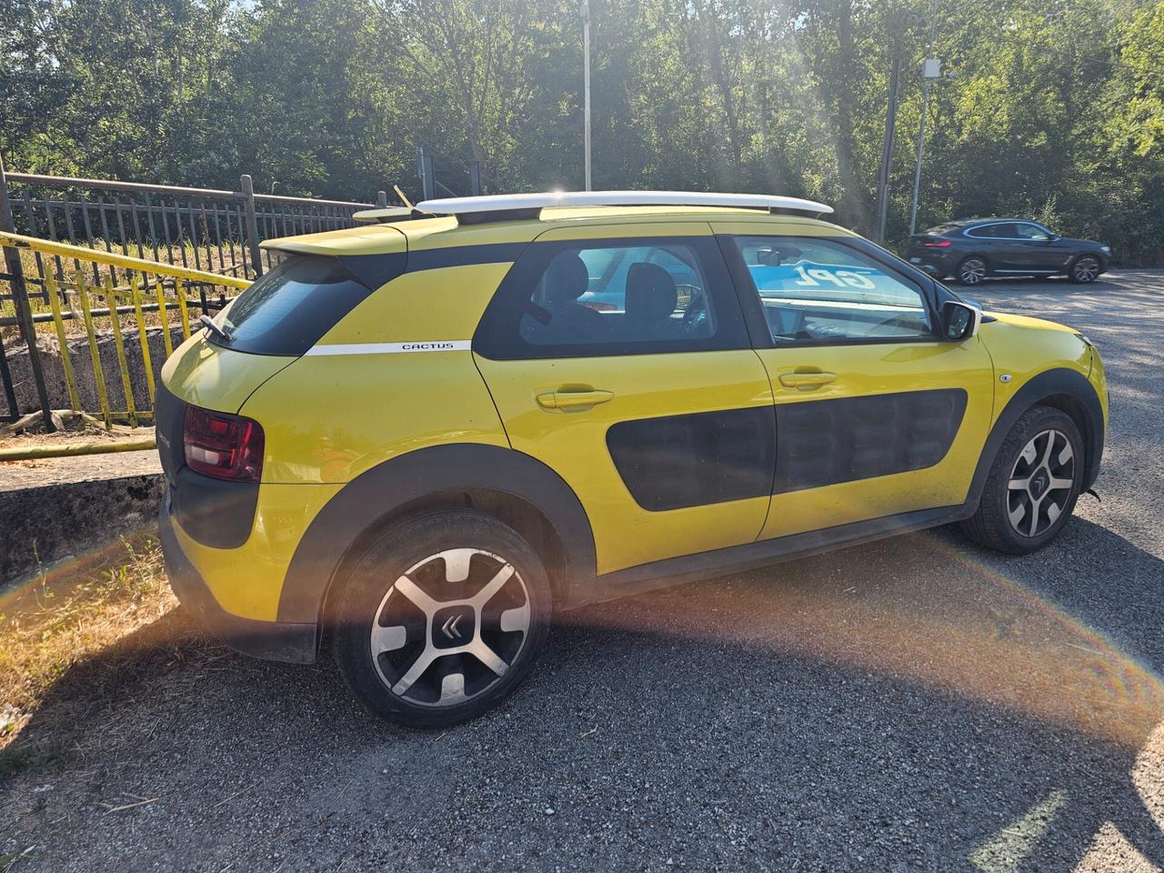 Citroen C4 Cactus 1.2 VTi 82 Shine