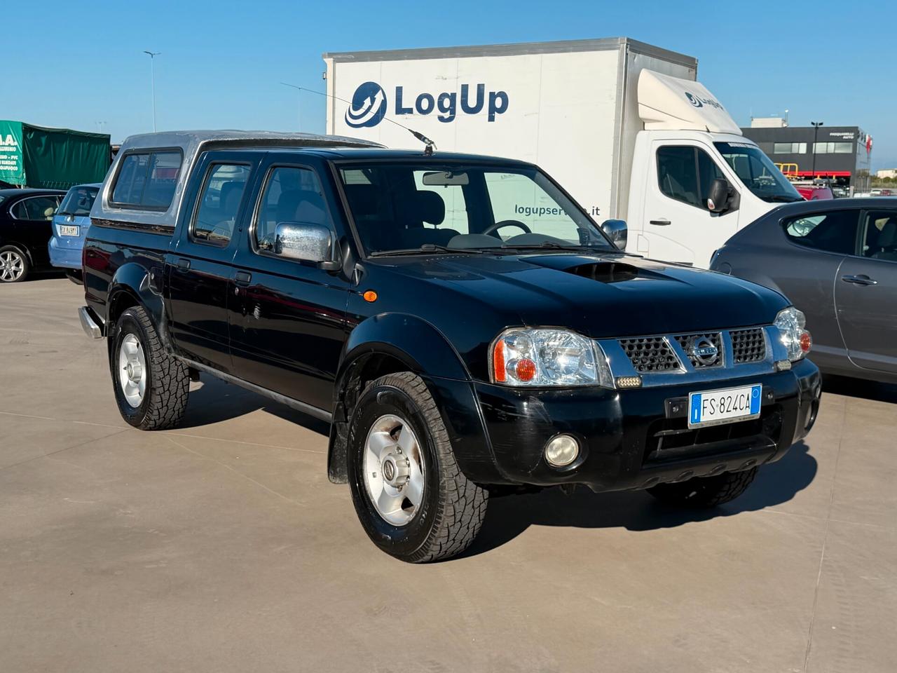 Nissan Navara 2.5 TD Duoble Cab Inc. 98 kw