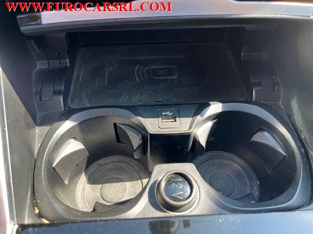 BMW 318 d 48V Touring Sport + Gancio Traino