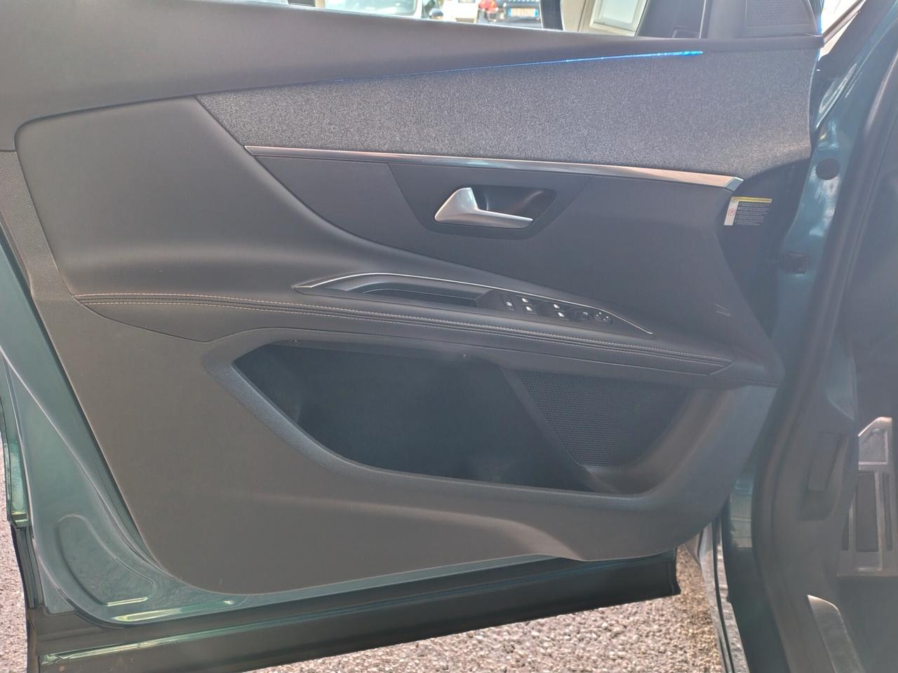 Peugeot 5008 BlueHDi 130 S&S EAT8 Allure