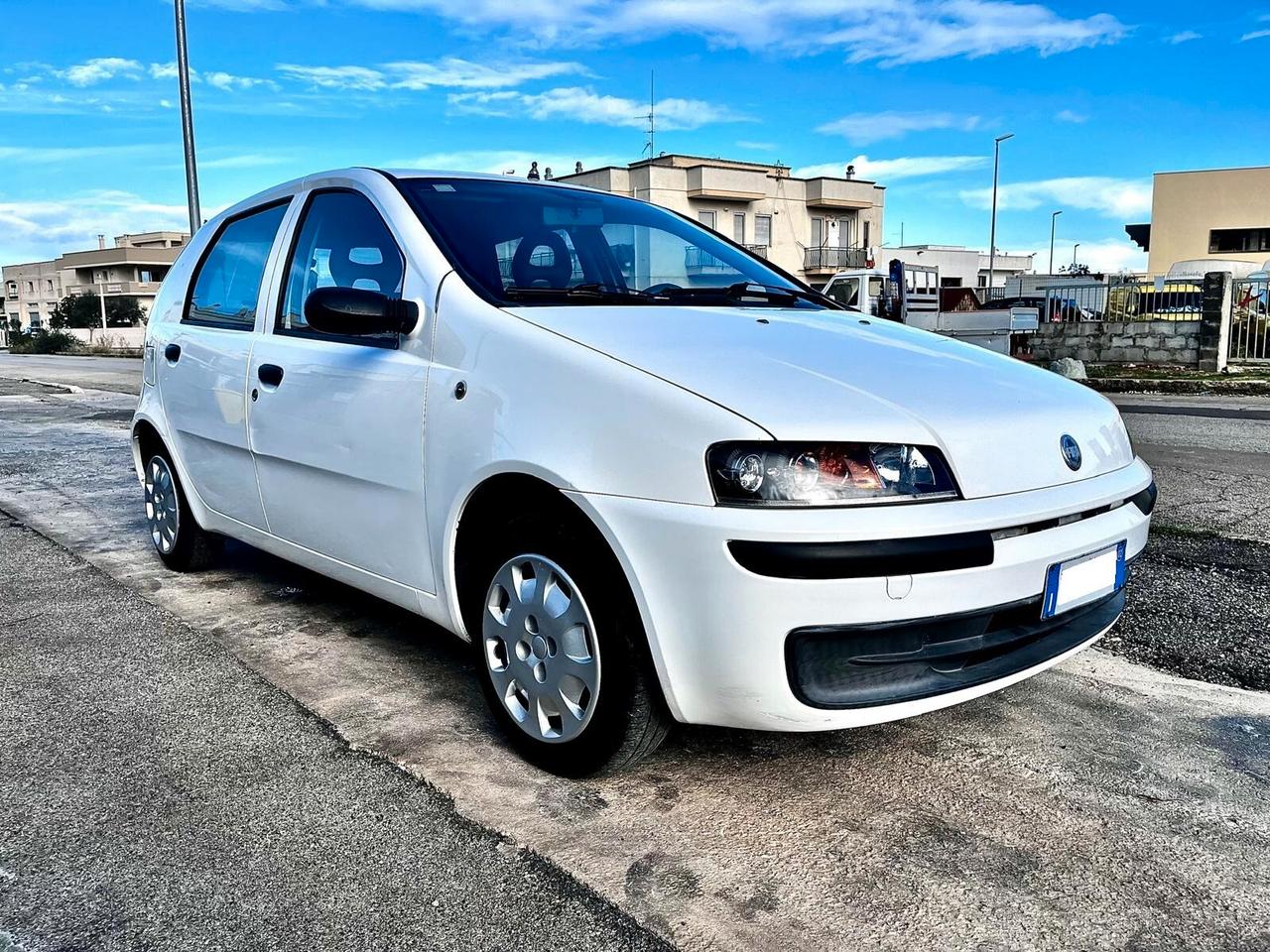 Fiat Punto 1.2i cat 5 porte