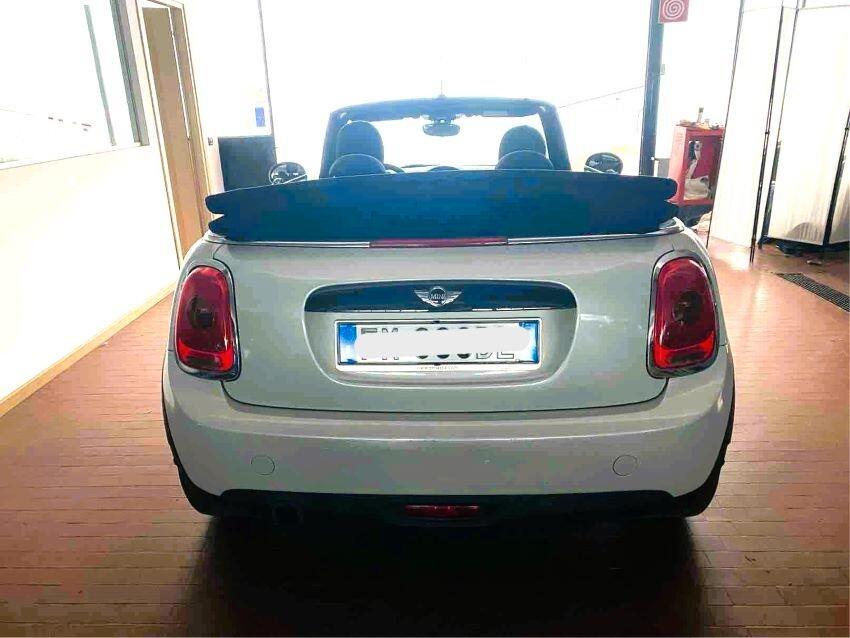 Mini 1.5 Cooper Hype Cabrio automatica navigatore