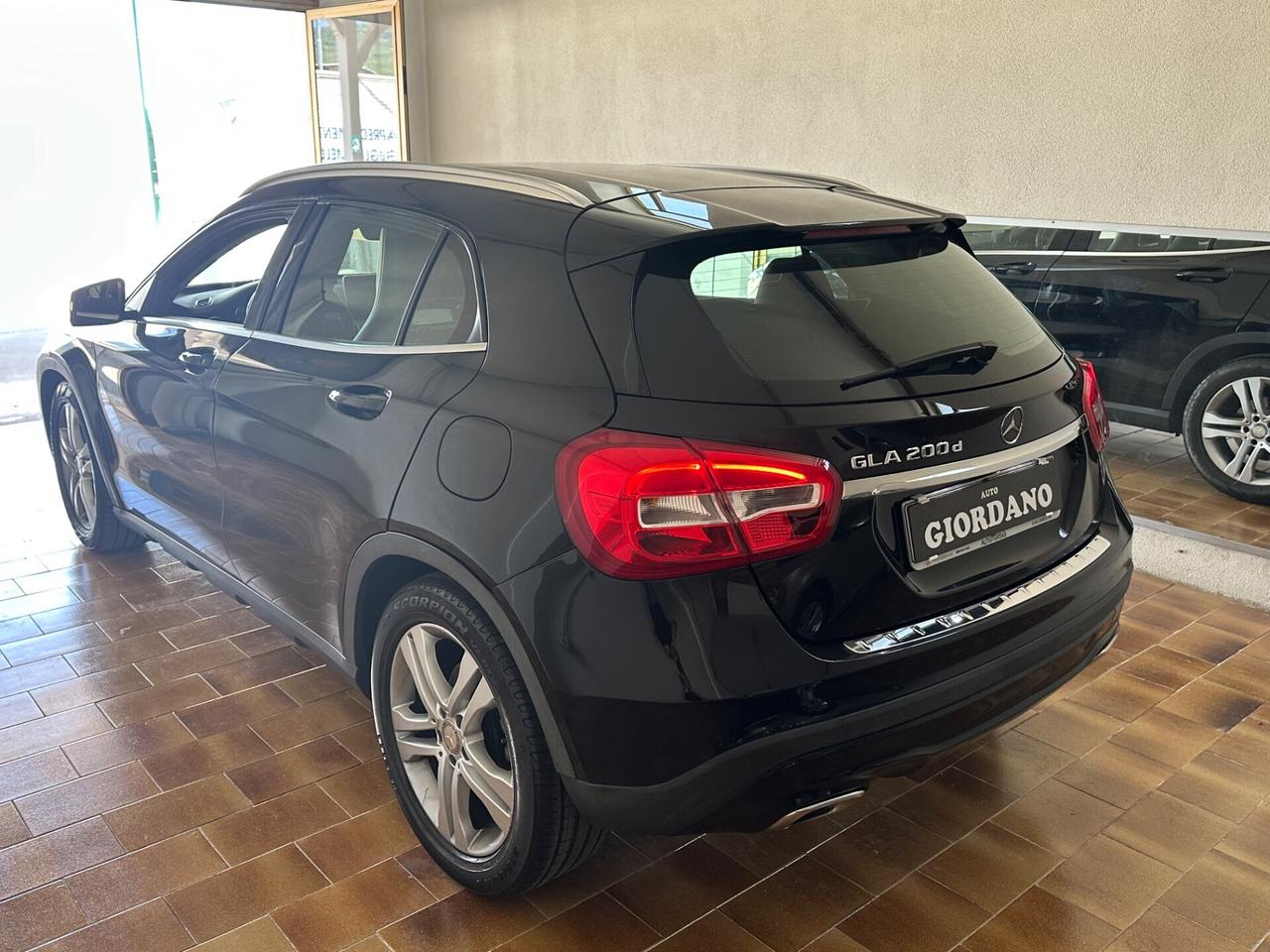 Mercedes-benz GLA 200 d 136 cv manuale