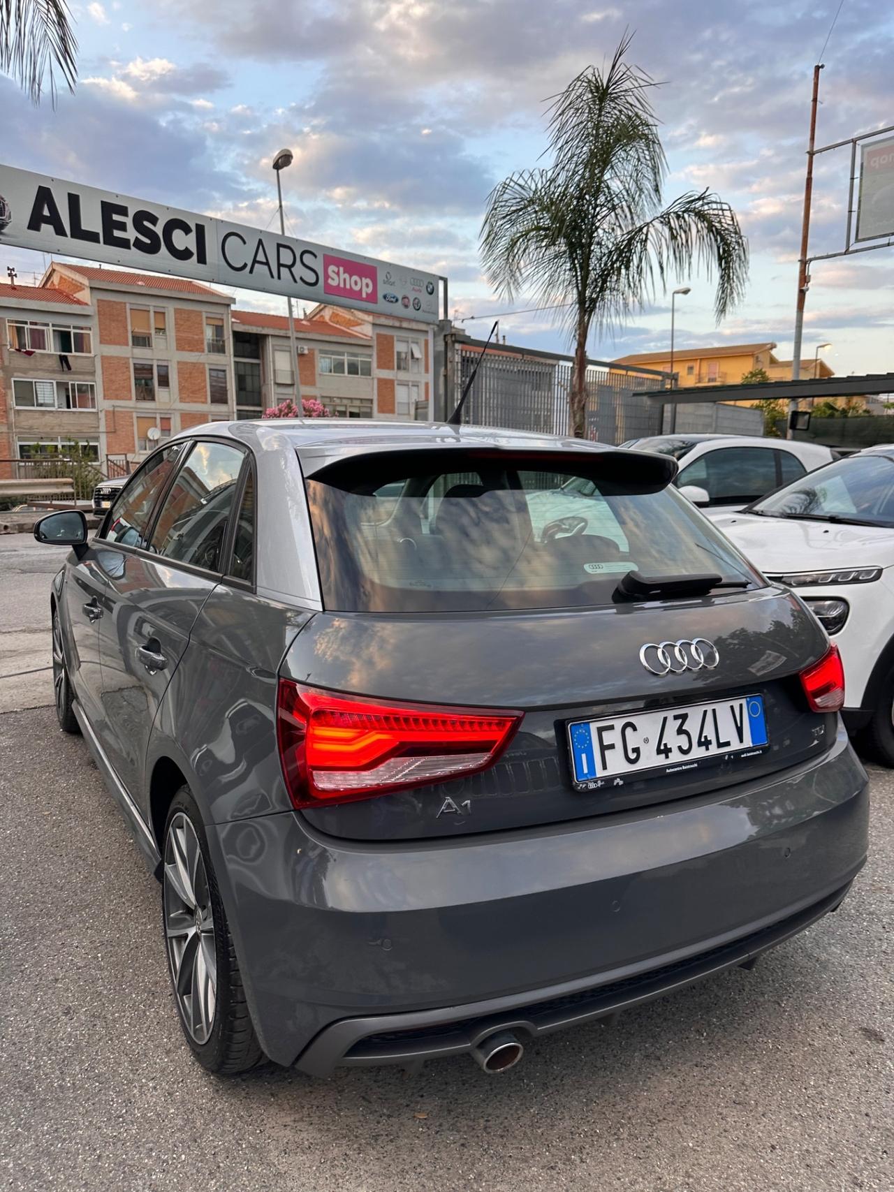 Audi A1 1.4 TDI Design S Line fari admiral