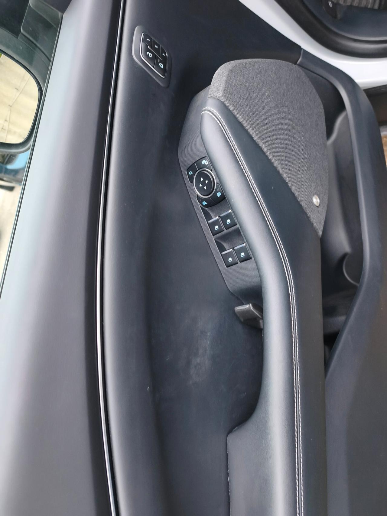 Ford Mustang Mach-E Standard Range 269 CV premium