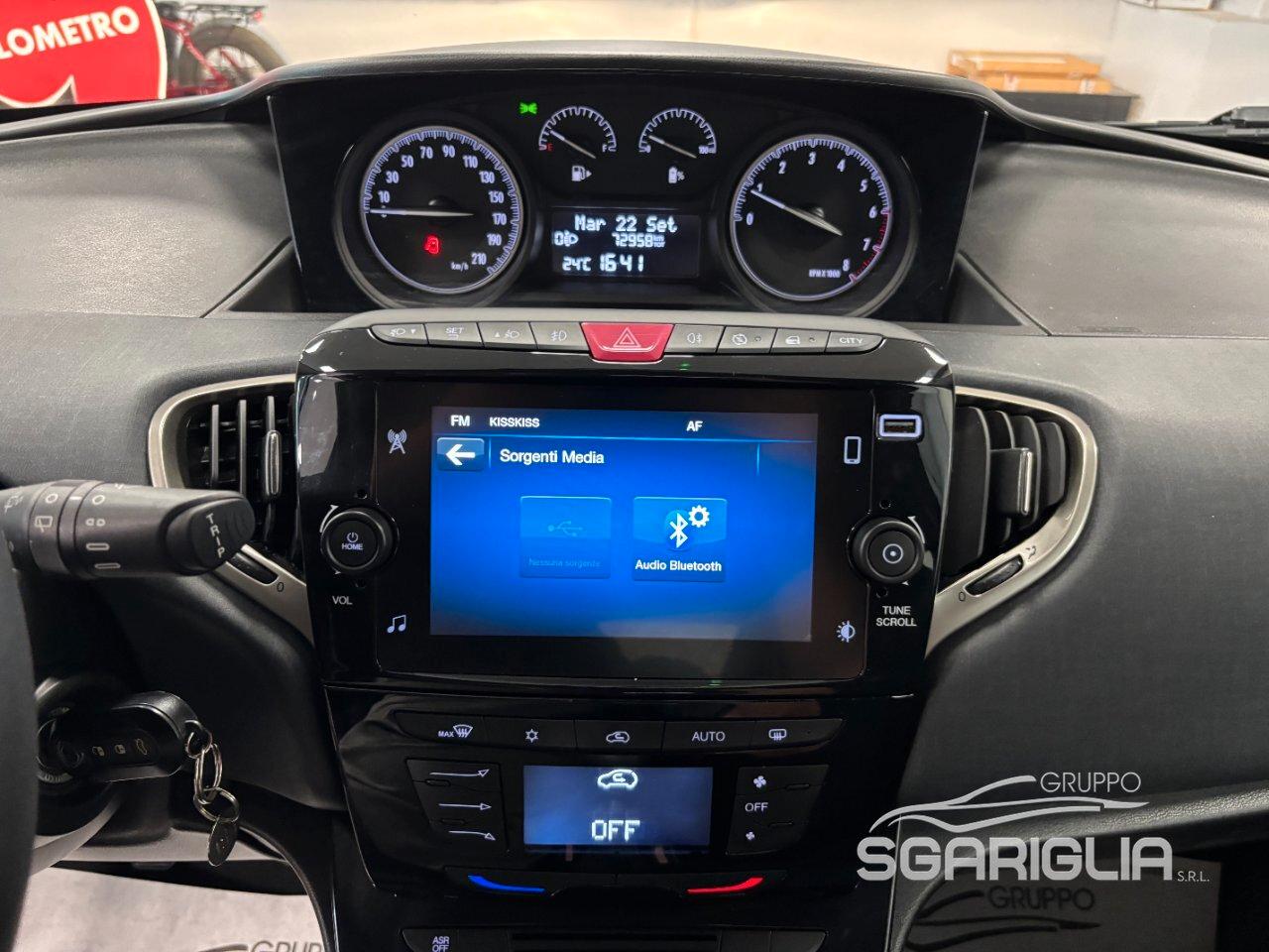 Lancia Ypsilon 1.0 Benzina Hybrid Ecochic Gold 5 Porte