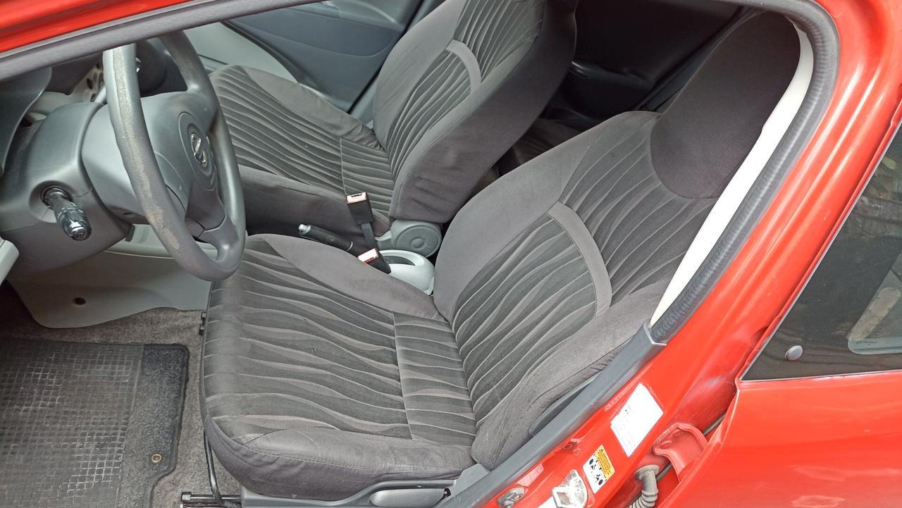Nissan Pixo 1.0 5 porte Active alto