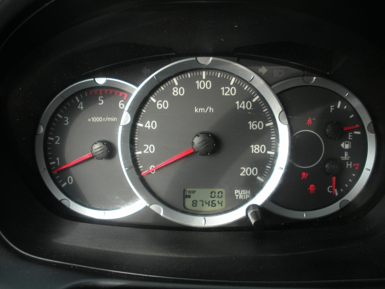 Mitsubishi L200 2.5 DI-D/136CV DC Invite DPF