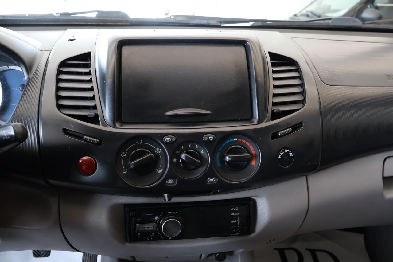 Mitsubishi L200 2.5 DI-D inform einzelkabine 4WD
