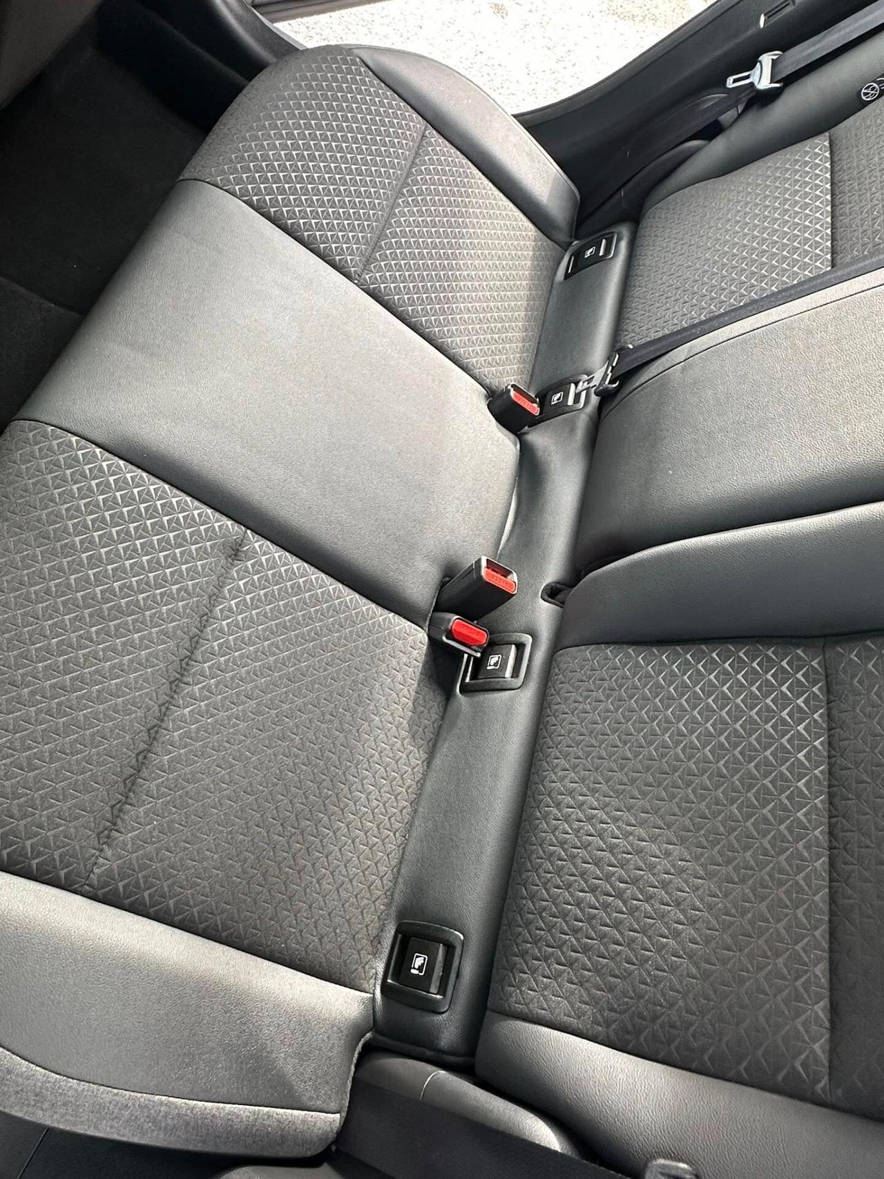 Nissan Juke 1.0 DIG-T 114 CV N-Connecta