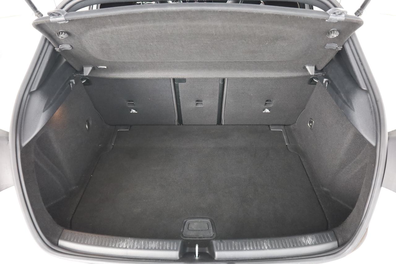 MERCEDES Classe A (W177) A 200 Automatic Premium