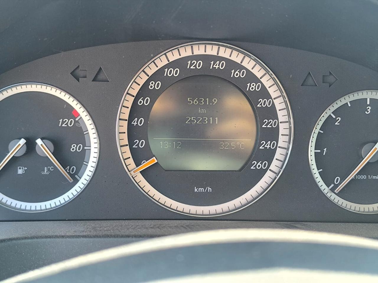 Mercedes C 220 Mercedes Elegance 2.1CC 170CV 2008
