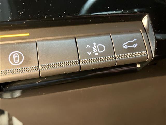 RENAULT Other Renault 4 E-Tech Iconic comfort range 150cv