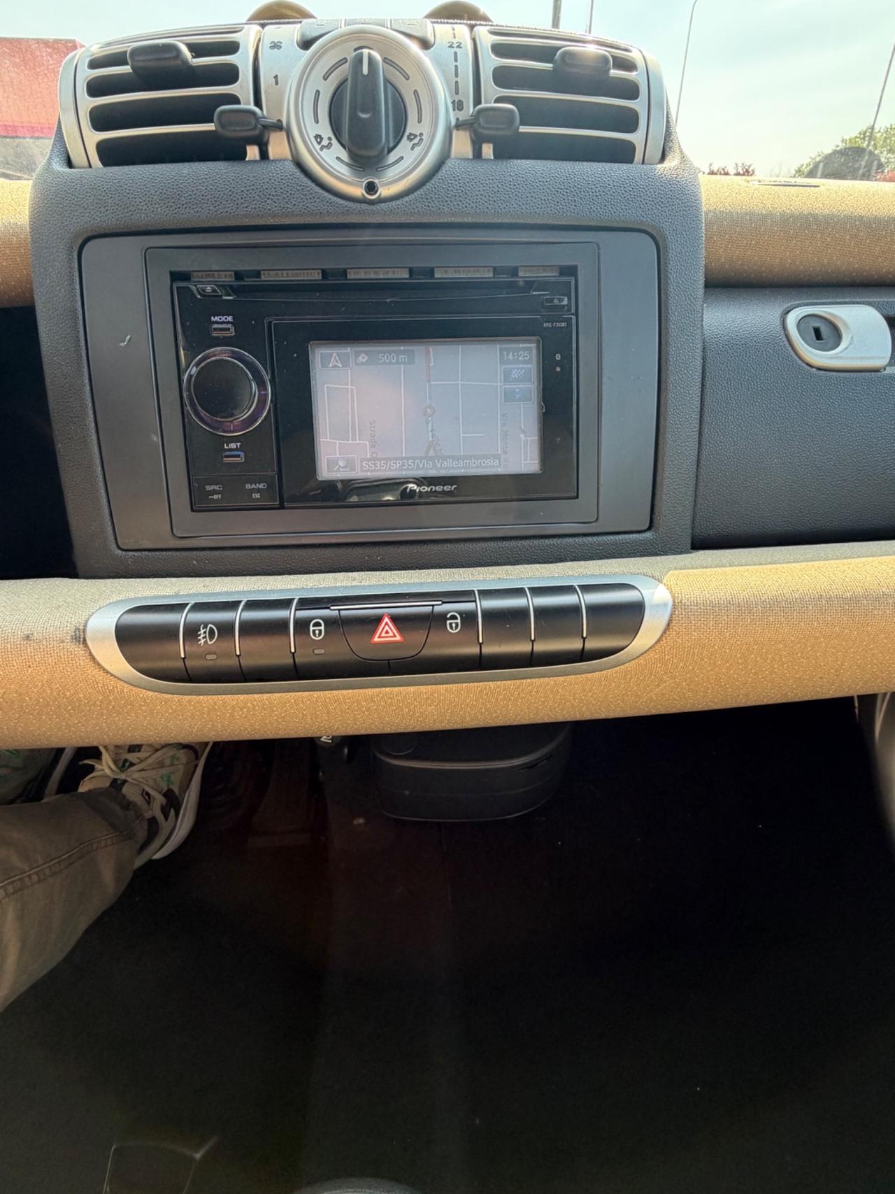 Smart ForTwo 1000 52 kW MHD coupé passion