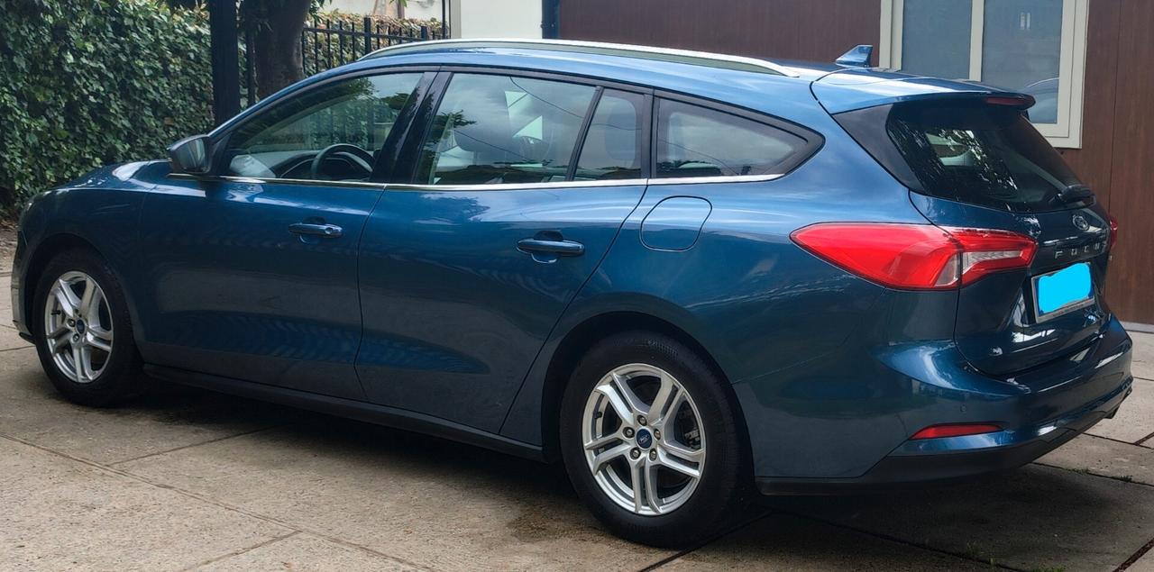 Ford Focus 1.0 EcoBoost Hybrid 125 CV SW Business