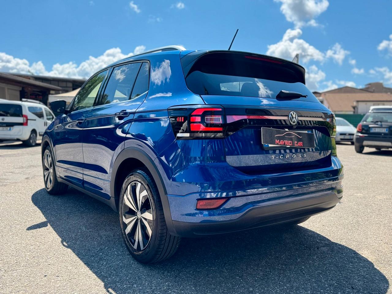 Volkswagen T-Cross 1.6 TDI SCR Style BMT R-LINE