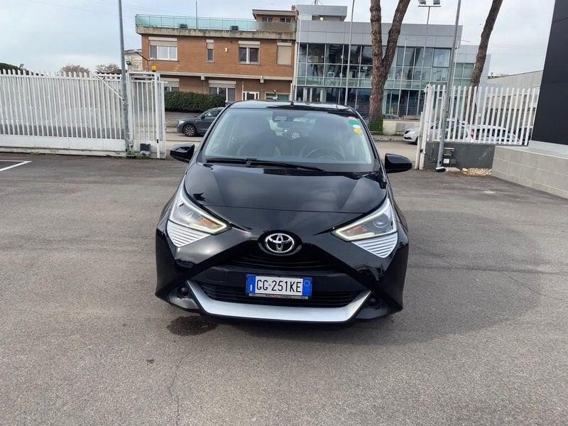 Toyota Aygo Connect 1.0 VVT-i 72 CV 5 porte x-play