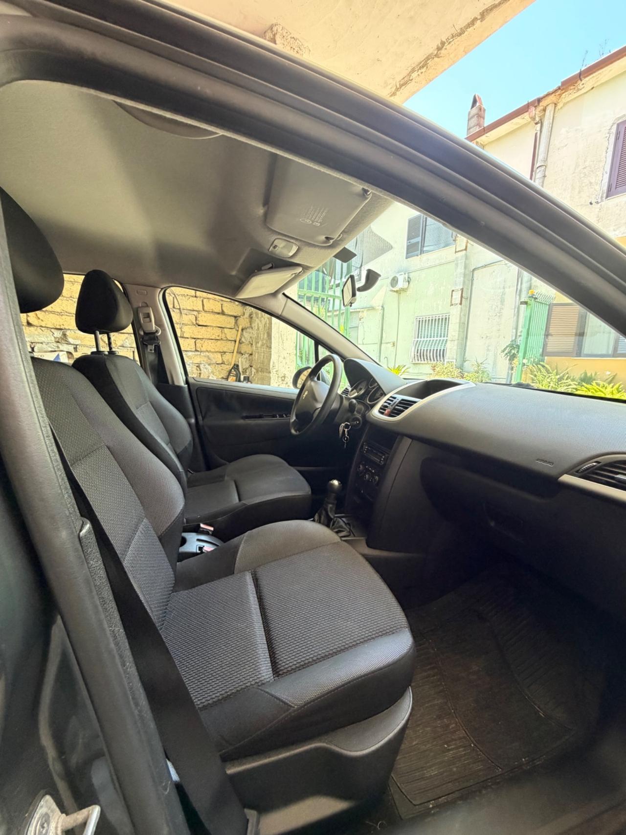 Peugeot 207 1.4 8V 75CV 5p. Energie Sport ECO GPL