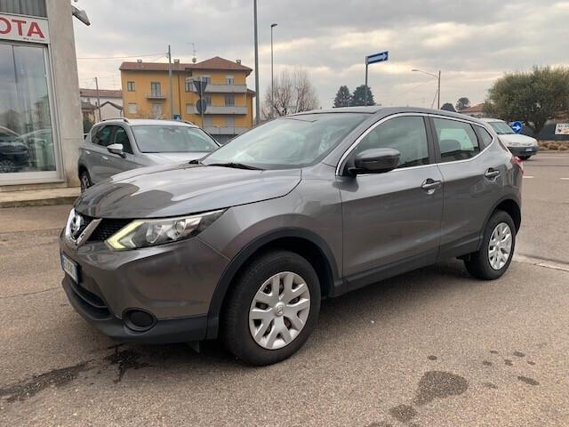 Nissan Qashqai 1.2 DIG-T Acenta