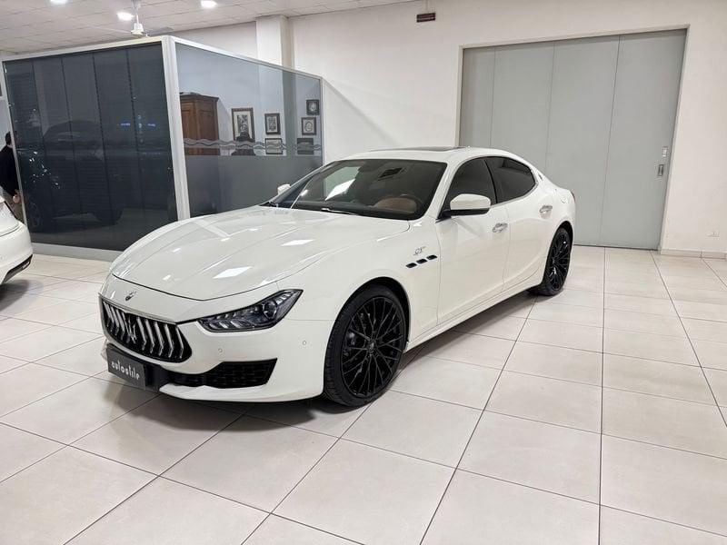 Maserati Ghibli Ghibli 330 CV MHEV GT RWD
