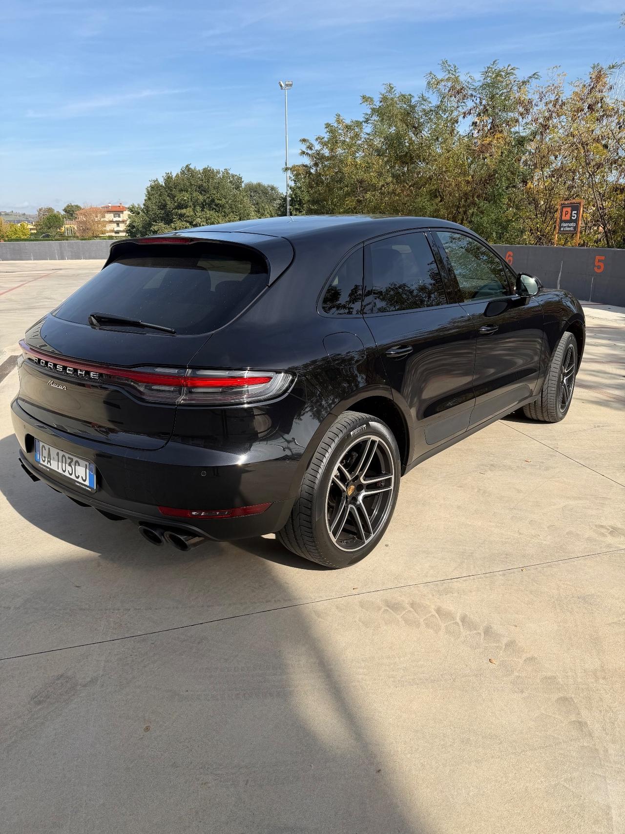 Porsche Macan 2.0