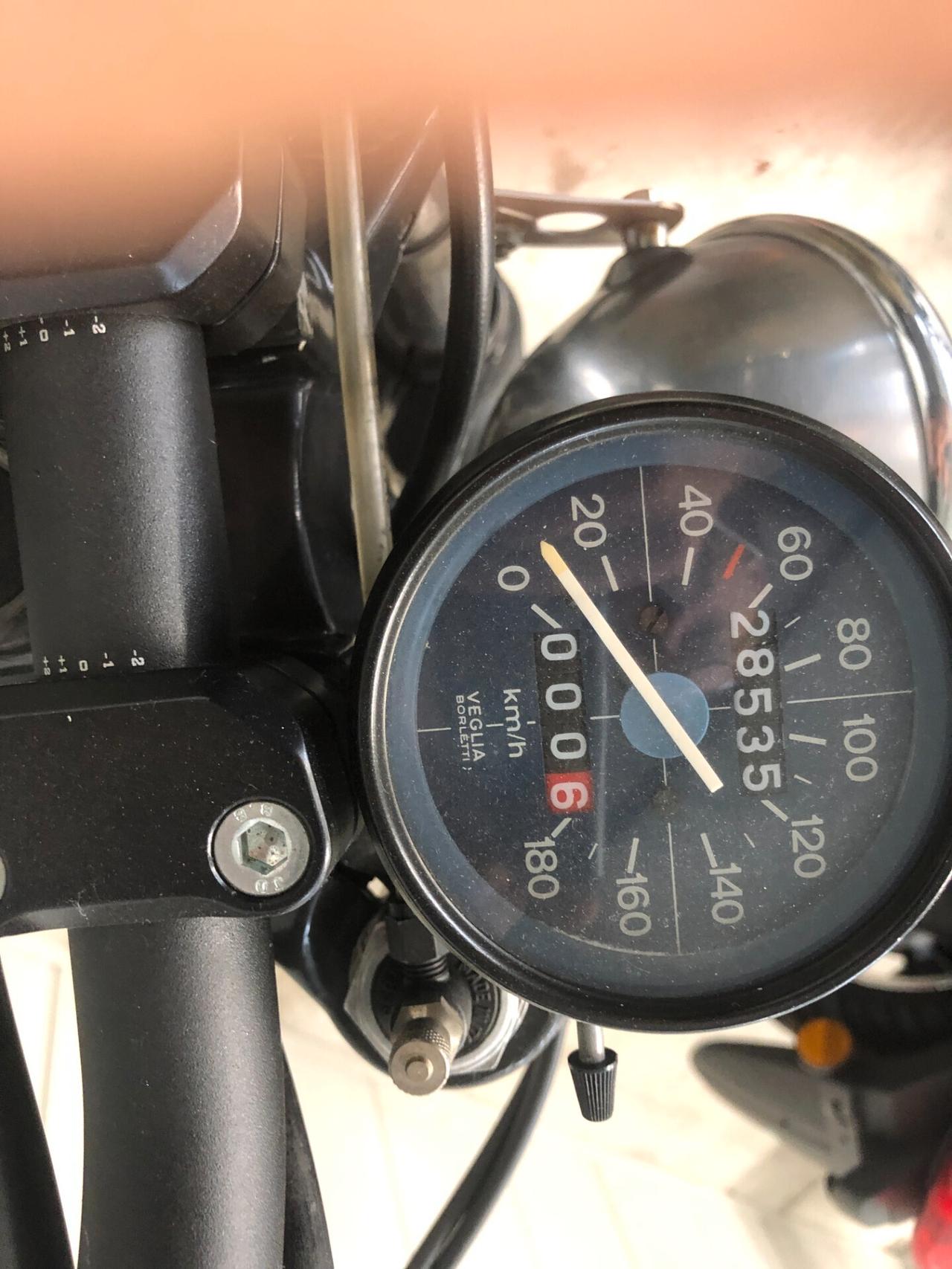 Moto Guzzi V 35 PERSONALIZZATA