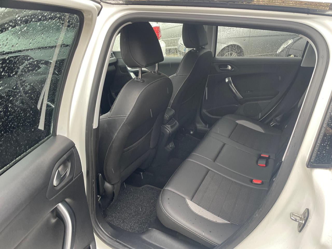 Peugeot 2008 Blue HDi 1.6 HDI EURO 6