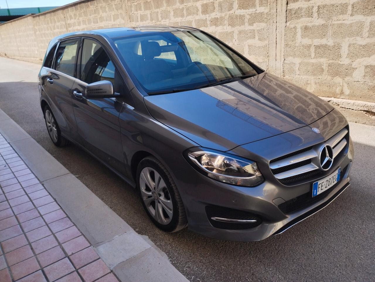 Mercedes-benz B 180 d Automatic Sport