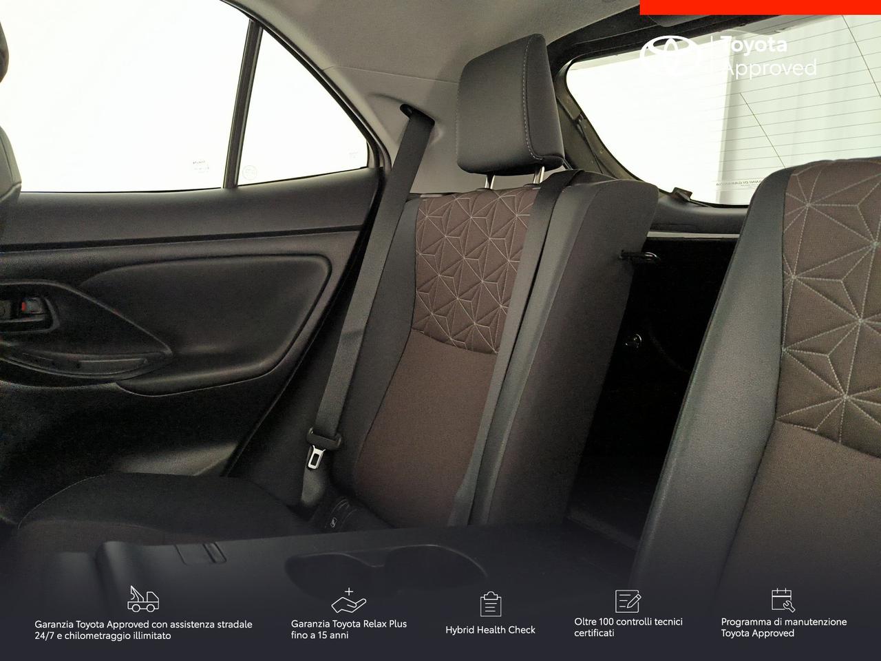 Toyota yaris cross 1.5h lounge awd-i 116cv e-cvt