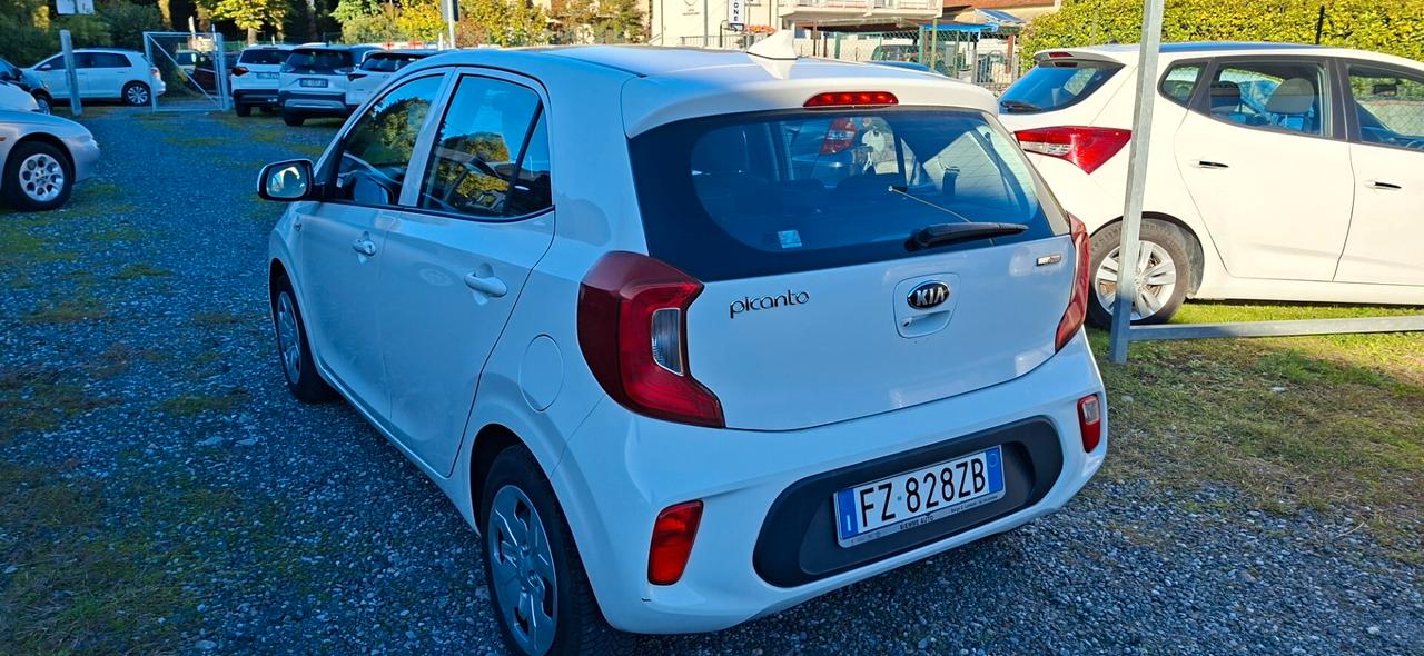 Kia Picanto 1.0 GPL 5 porte Urban