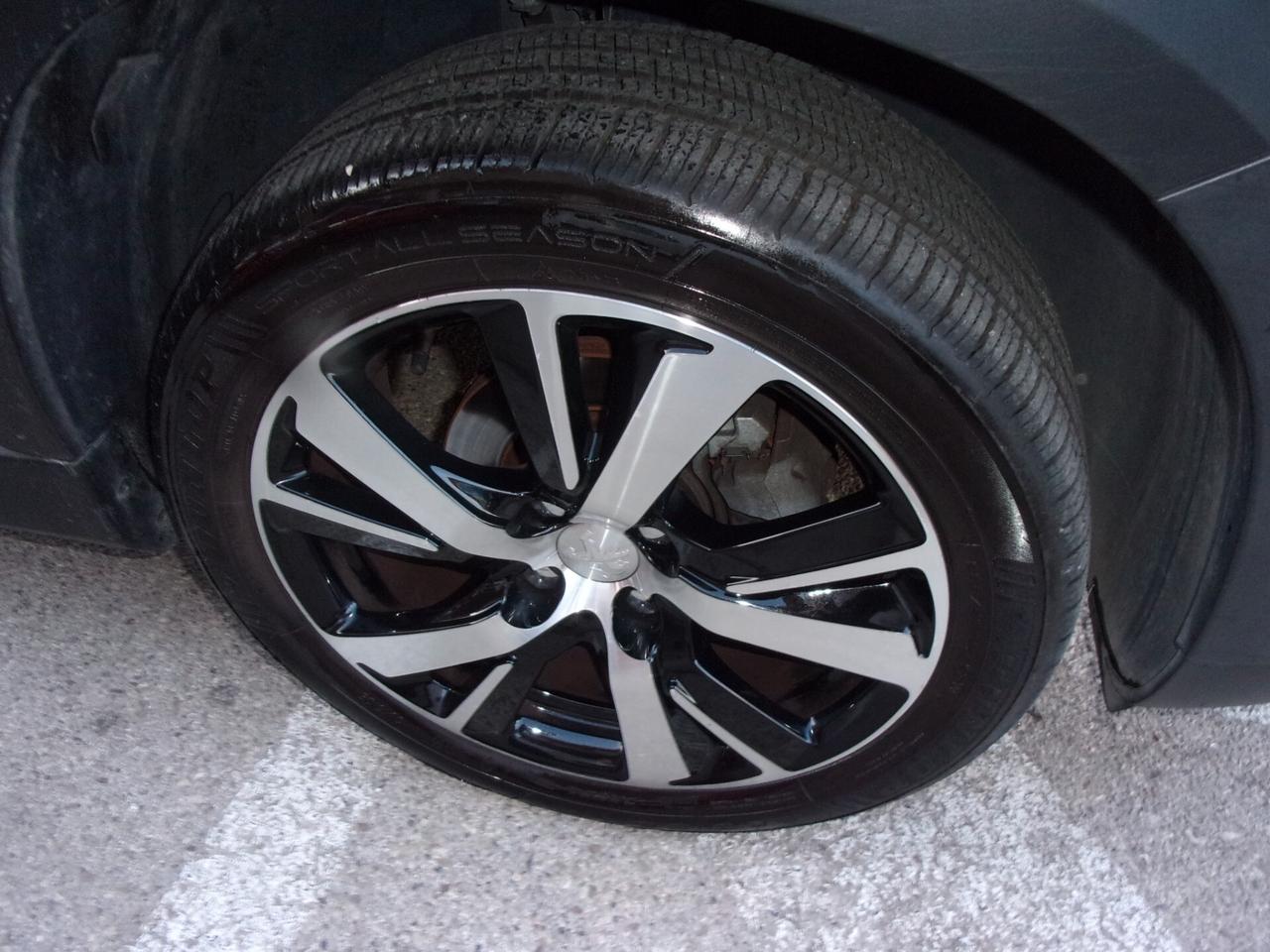 Peugeot 2008 BlueHDi 100 S&S Allure nuova !!!