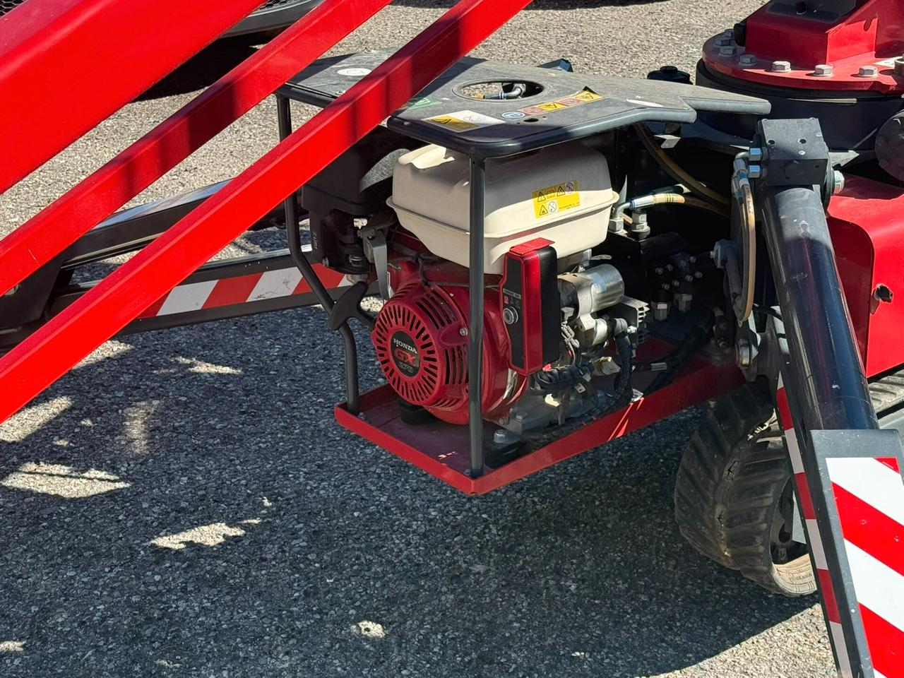 PIATTAFORMA HINOWA LIGHTLIFT 14,72