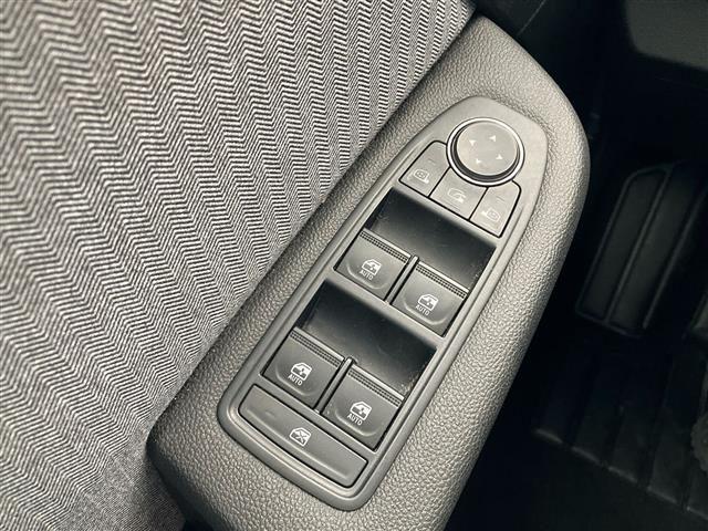 RENAULT Clio 1.0 TCe Techno