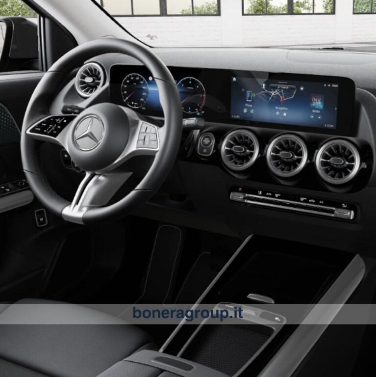 Mercedes GLA 180 180 D Progressive Advanced Plus 8G-DCT