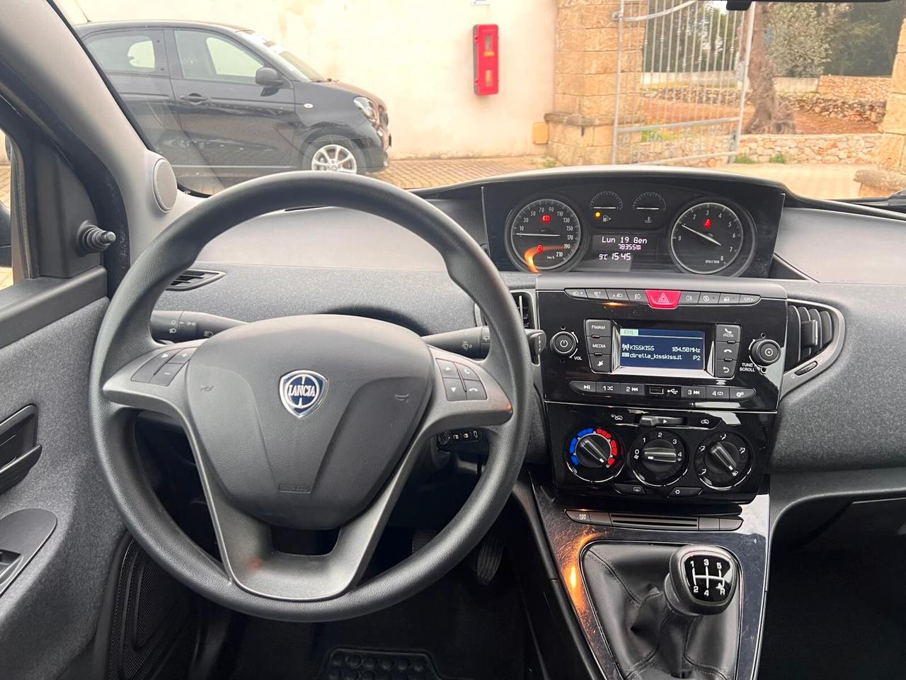 Lancia Ypsilon 1.2 69 CV 5 porte GPL Ecochic Elefantino Blu