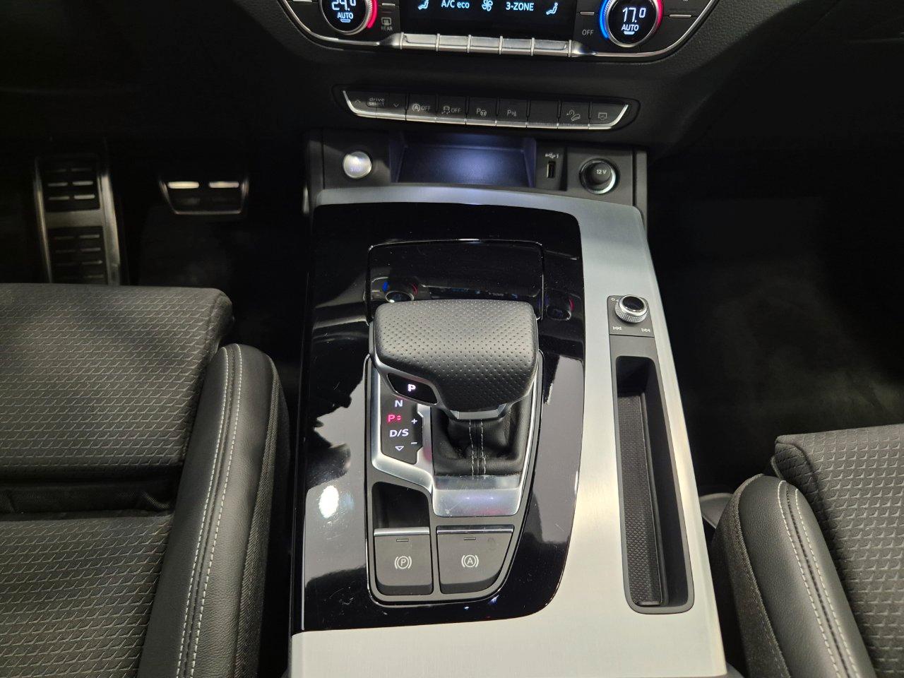 Audi Q5 SPB 40 2.0 tdi mhev 12V S line quattro s-tronic
