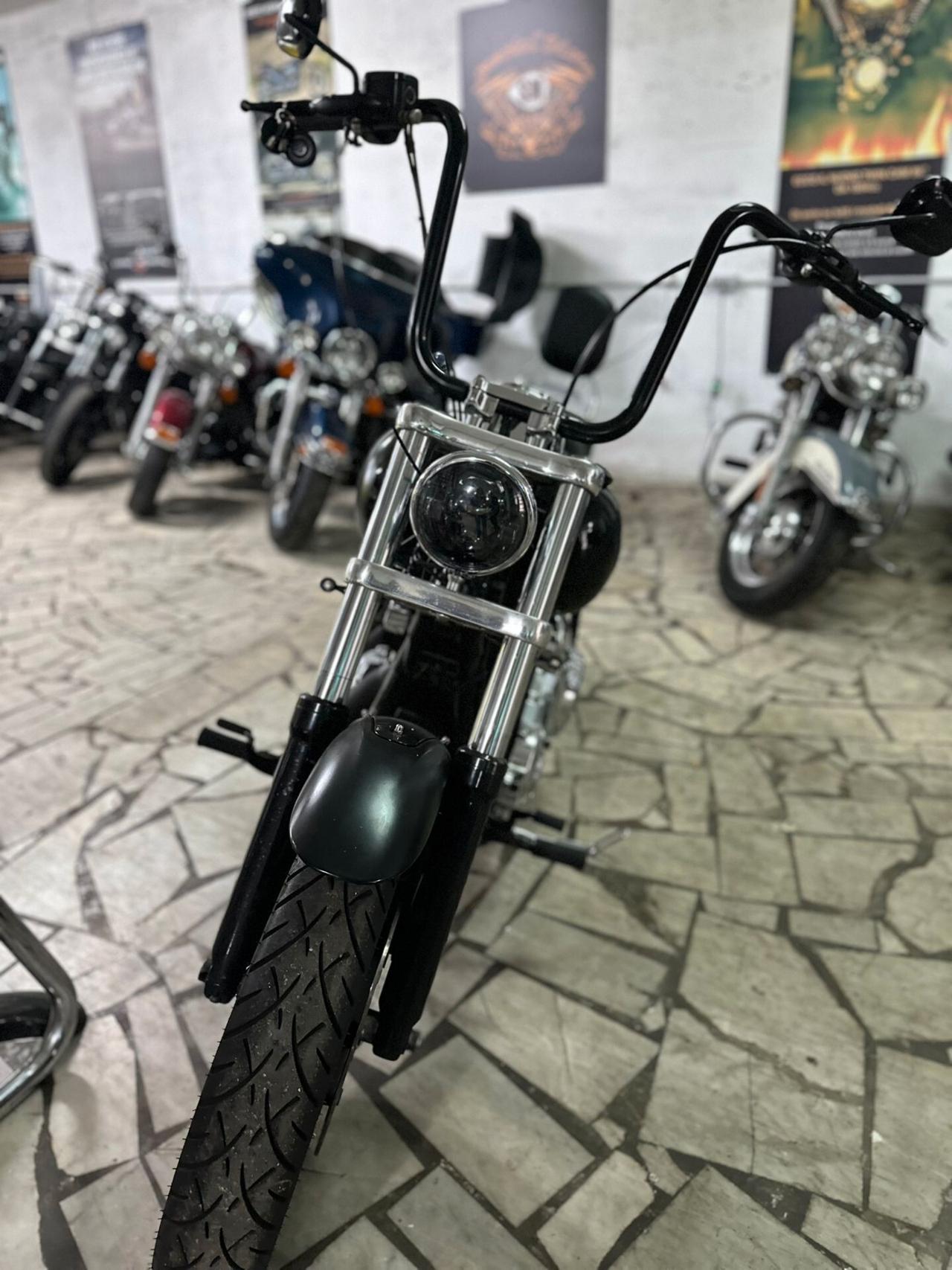 Harley-davidson Dyna Super Glide 1584