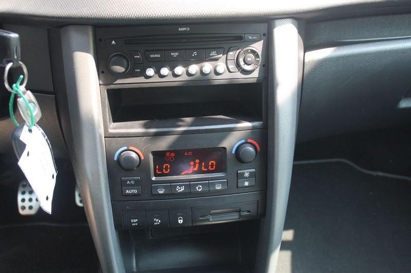 Peugeot 207 1.6 THP 175CV 3p. GTi