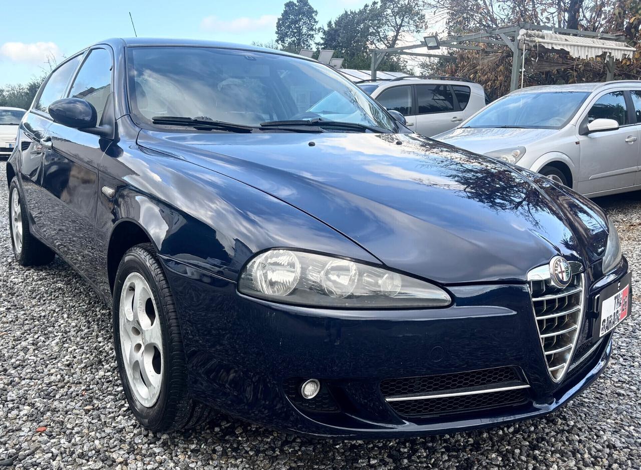 Alfa Romeo 147 1.9 JTD M-JET 16V 5 porte Dist.