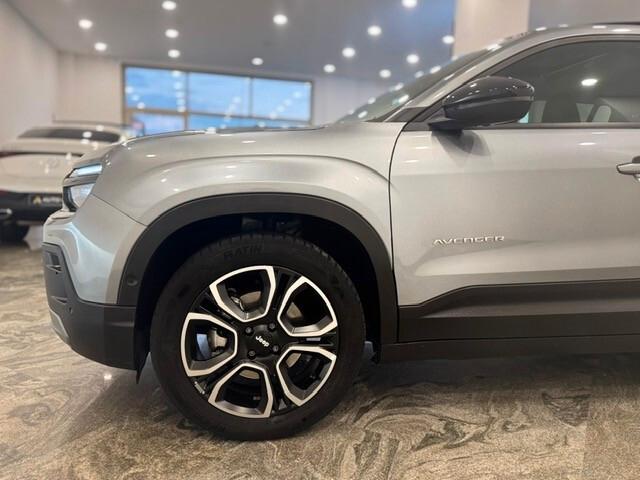 Jeep Avenger 1.2 Turbo 100 CV MHEV Summit