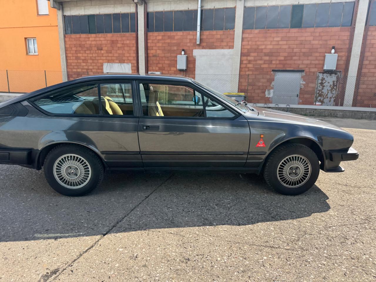 Alfa Romeo GTV 2.0