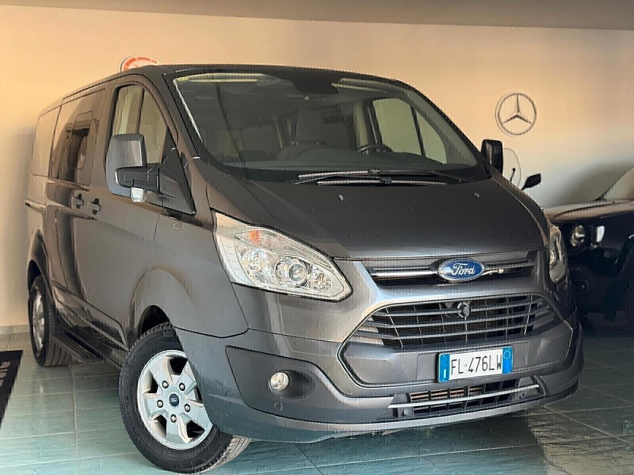 Ford Tourneo Custom Tourneo Custom 310 2.0 TDCi 170CV PC Titanium