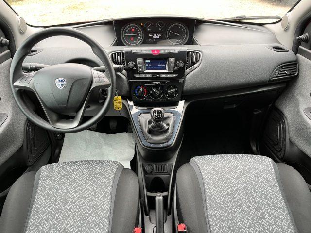 LANCIA Ypsilon 1.0 FireFly 5 porte S&S Hybrid Ecochic Silver MHEV