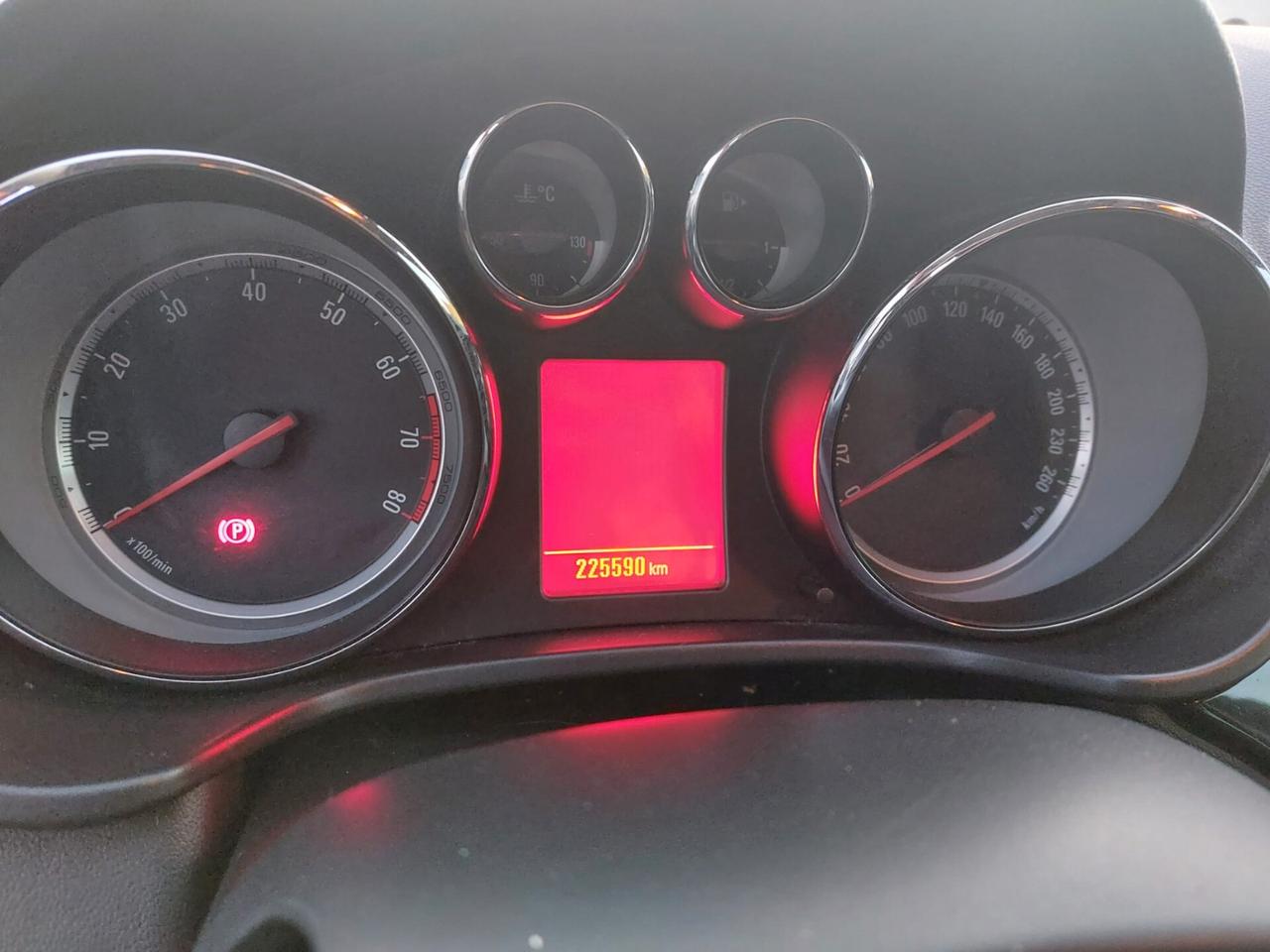 Opel Insignia 1.4 Turbo Sports Tourer GPL Tech Cosmo