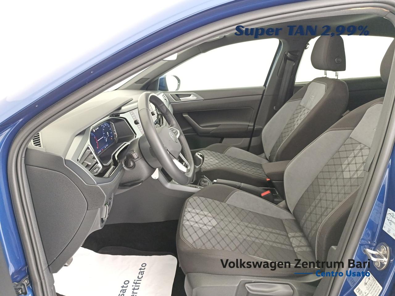 Volkswagen Taigo 1.0 tsi r-line 115cv