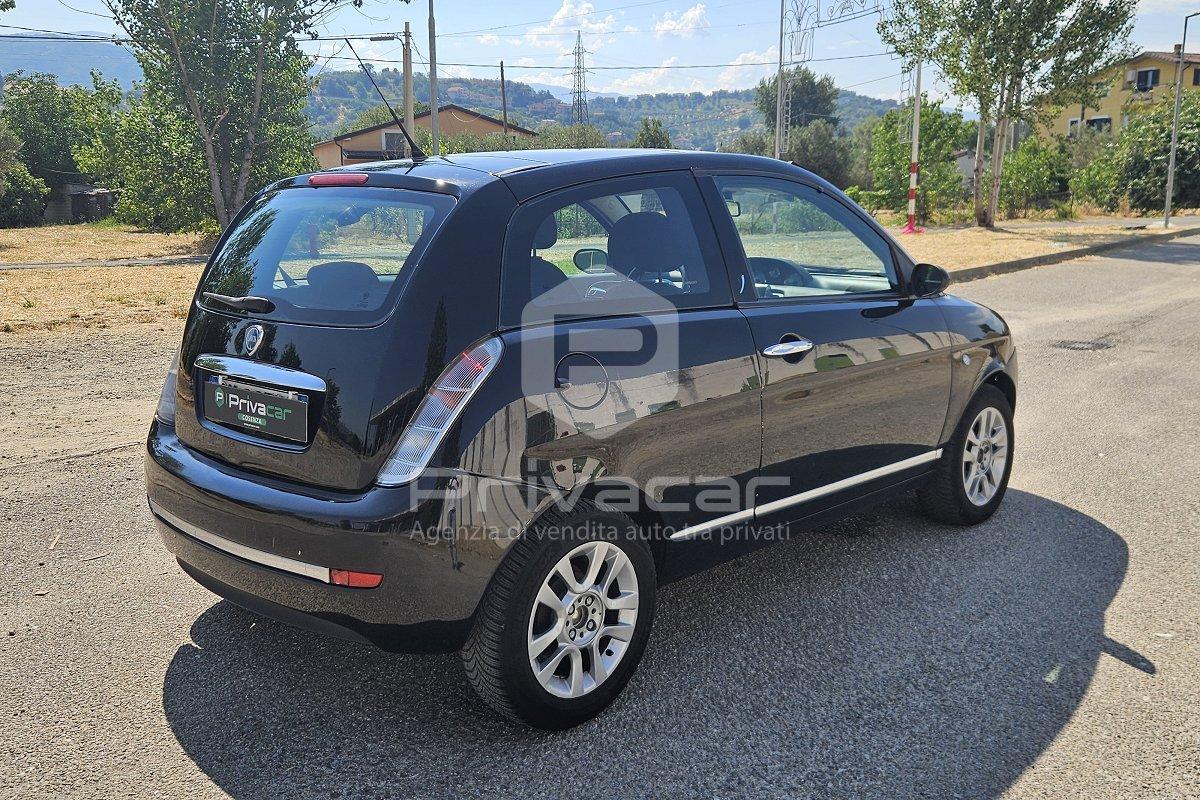 LANCIA Ypsilon 1.3 MJT 75 CV Platino